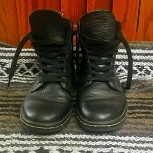 Doc Martens Leyton